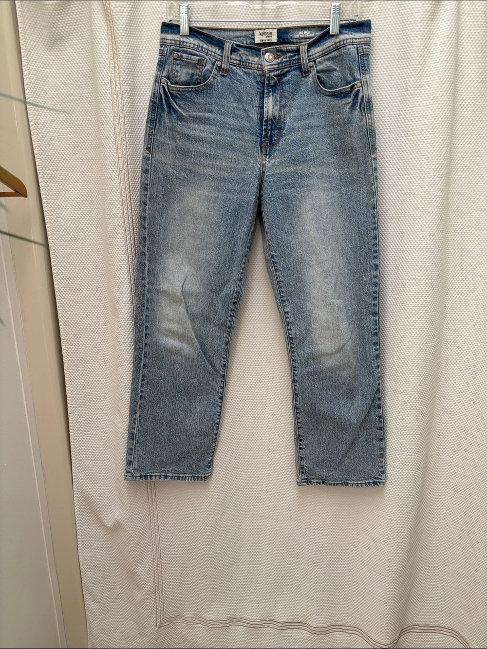 Kensie Straight Washed Blue Jeans